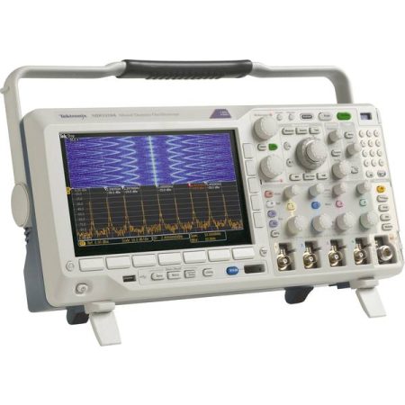 Tektronix MDO3024 Oscilloscopio digitale 200 MHz 4 canali 2.5 Gsa/s 10 Mpts 11 Bit Memoria digitale (DSO)